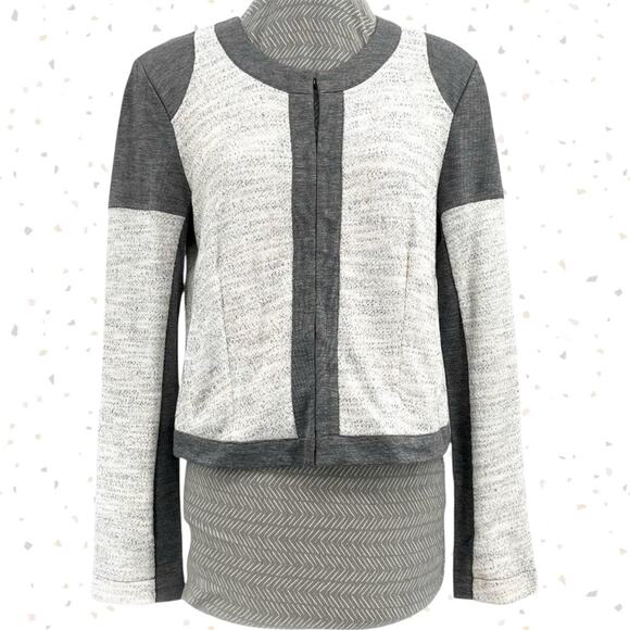 CAbi Jacket Gray Neutral Modern Style Office Fit Shoulder Pads Corpcore Size M - Picture 1 of 13